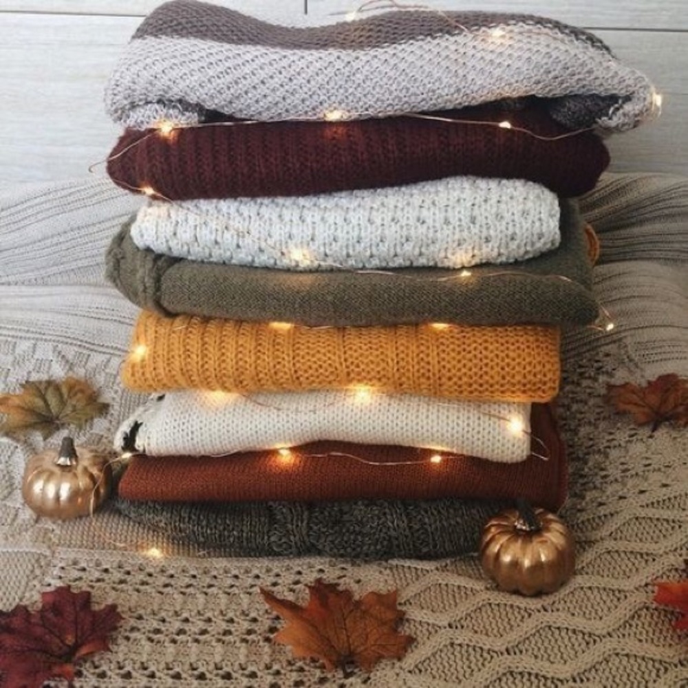 SWEATERS STYLE MYSTERY BOX (3 ITEMS)